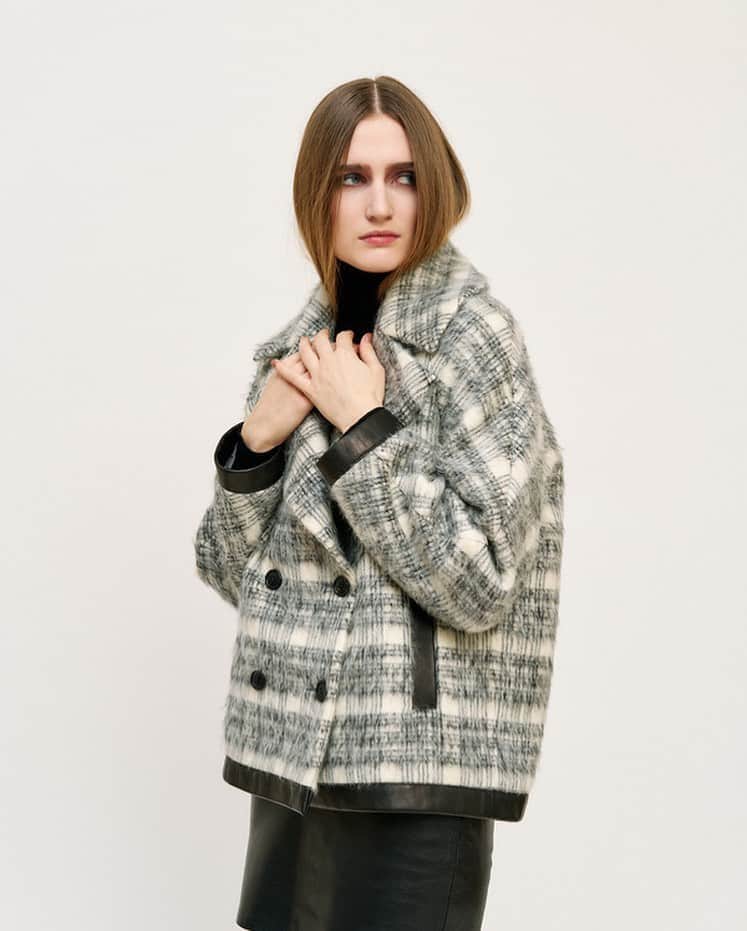 マーティン グラントのインスタグラム：「AW20 Mohair and leather.」