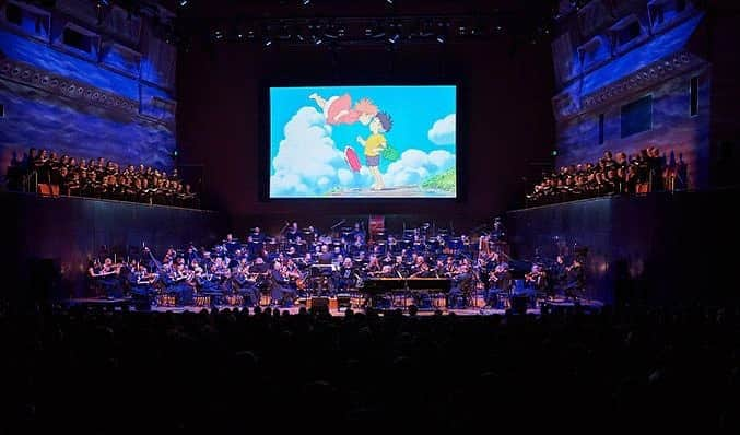 久石譲さんのインスタグラム写真 - (久石譲Instagram)「Joe Hisaishi Symphonic Concert: The Music of Studio Ghibli London ~ September 18-19 Tickets at the link in bio.」3月11日 2時45分 - joehisaishi.official