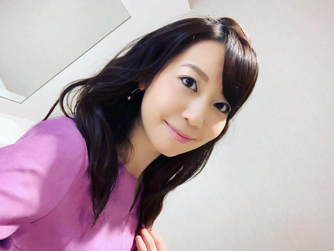 須黒清華のインスタグラム：「今日も 「ありえへん∞世界」 放送あります〜✨✨ 衝撃映像の数々に、大好評の深海魚ハンター🐡企画もあります🎣 . まもなくスタート〜⏰ . 写真はだいぶ前の…笑 お気に入りだった衣装&髪型です😋✨ #ありえへん世界 #関ジャニ  #テレ東 #深海魚 #衝撃映像」