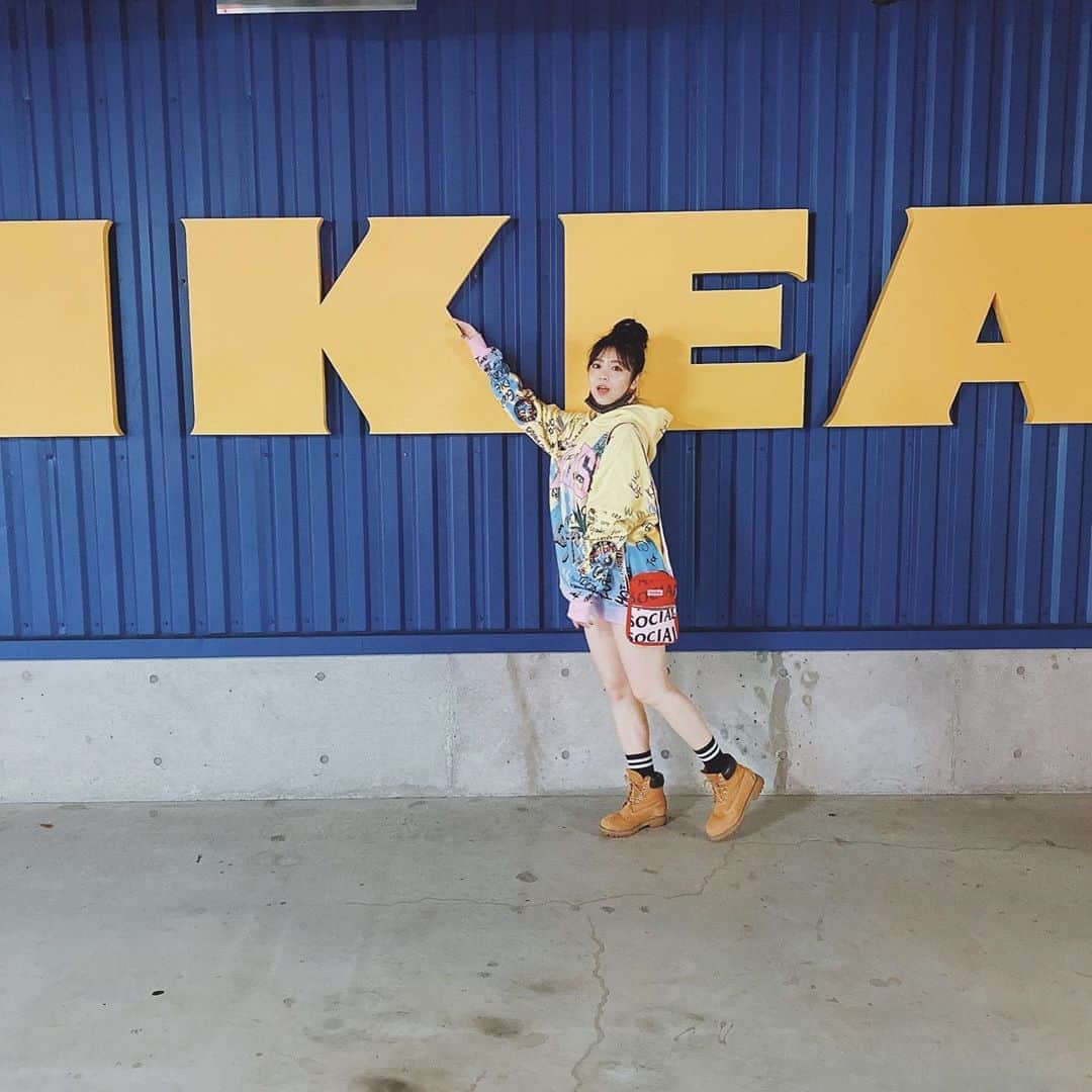 吉澤友貴さんのインスタグラム写真 - (吉澤友貴Instagram)「久々にIKEAきたし久々にティンバー履いたしパーカー鬼かわ🤪💖」3月10日 19時07分 - yuki_yoshizawa_