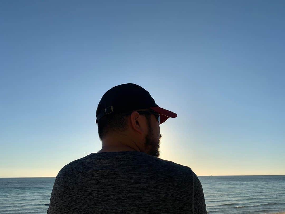 ショーン・エバリストのインスタグラム：「Kuya @cj_evaristo 🐻 Happy Birthday Brother.🇵🇭」