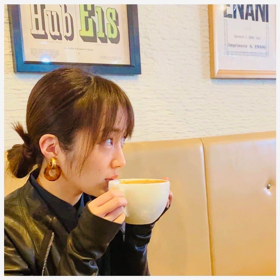 高梨臨さんのインスタグラム写真 - (高梨臨Instagram)「大きなコーヒー…幸せ。」3月10日 20時30分 - rintakanashi_official
