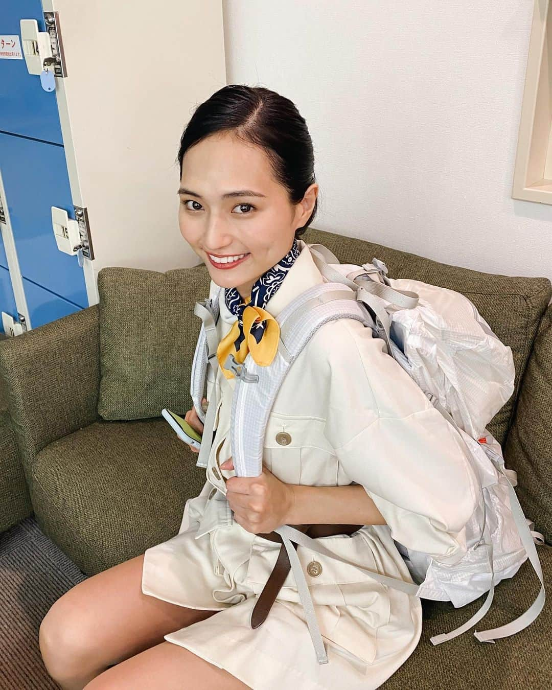 山賀琴子さんのインスタグラム写真 - (山賀琴子Instagram)「今日はCM撮影でした！﻿ 外務省の海外情報サービス 「たびレジ」のTVCMがオンエアされます✨  3/24-3/27の期間﻿ ZIP!とアナザースカイでの﻿TVCMと、 3/25-3/31の期間 Yahooのウェブ広告として 放送される予定なので﻿ 是非見てください😊﻿ 「たびレジ」では、 海外安全情報を知ることができます。 ぜひ登録してみてください！👍🏻」3月10日 20時50分 - kotokoyamaga