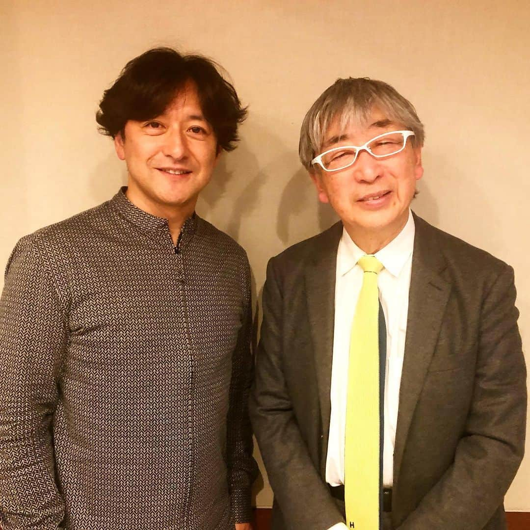 石丸幹二さんのインスタグラム写真 - (石丸幹二Instagram)「#グランドセイコー・ザ・ネイチャー・オブ・タイム 今月は建築家の #伊東豊雄 さんをお迎えしてお送りしています。 日本を代表する建築家の伊東豊雄さん。3.11の東日本大震災後に作られた #みんなの家。みんなによる、みんなのための集会所。建築の原点についてお話しくださっています。#石丸幹二」3月11日 10時44分 - team_kanji_ishimaru