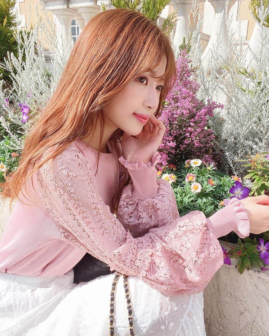 舟山久美子（くみっきー）さんのインスタグラム写真 - (舟山久美子（くみっきー）Instagram)「ＮＥＷ ＮＡＩＬ♡ @cherielamer_asami のネイルが見たこと無い柄で可愛くて真似っこ♡春ピンクが気分が上がります☺️ MICOちゃんにも春カラーたくさんあるのでチェックしてみてね♡ #nail #new #pinknails」3月11日 11時07分 - kumikofunayama