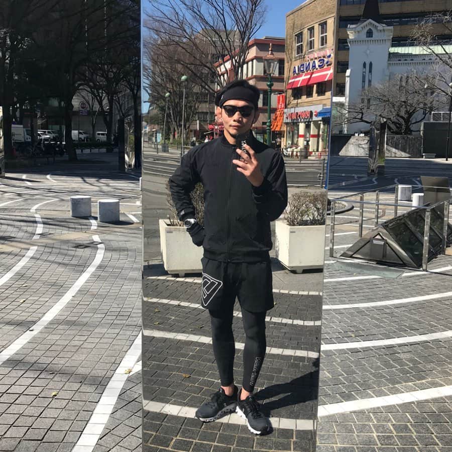 宇野薫さんのインスタグラム写真 - (宇野薫Instagram)「UNORUN  #今朝のみなとみらい  3.15ZSTグラップリングトーナメント「GTF.3」が無観客試合なってしまいましたが、大桟橋ホールで開催です。 ライブ配信もあるので是非ご覧ください！  #unorun #caoluno #oymgram  #newerajapan #neweracap #onjapan #onrunning #stancesocks #suunto #zst #zstgtf3 #宇野薫 #ニューエラ #スント #スタンスソックス」3月11日 11時30分 - caoluno