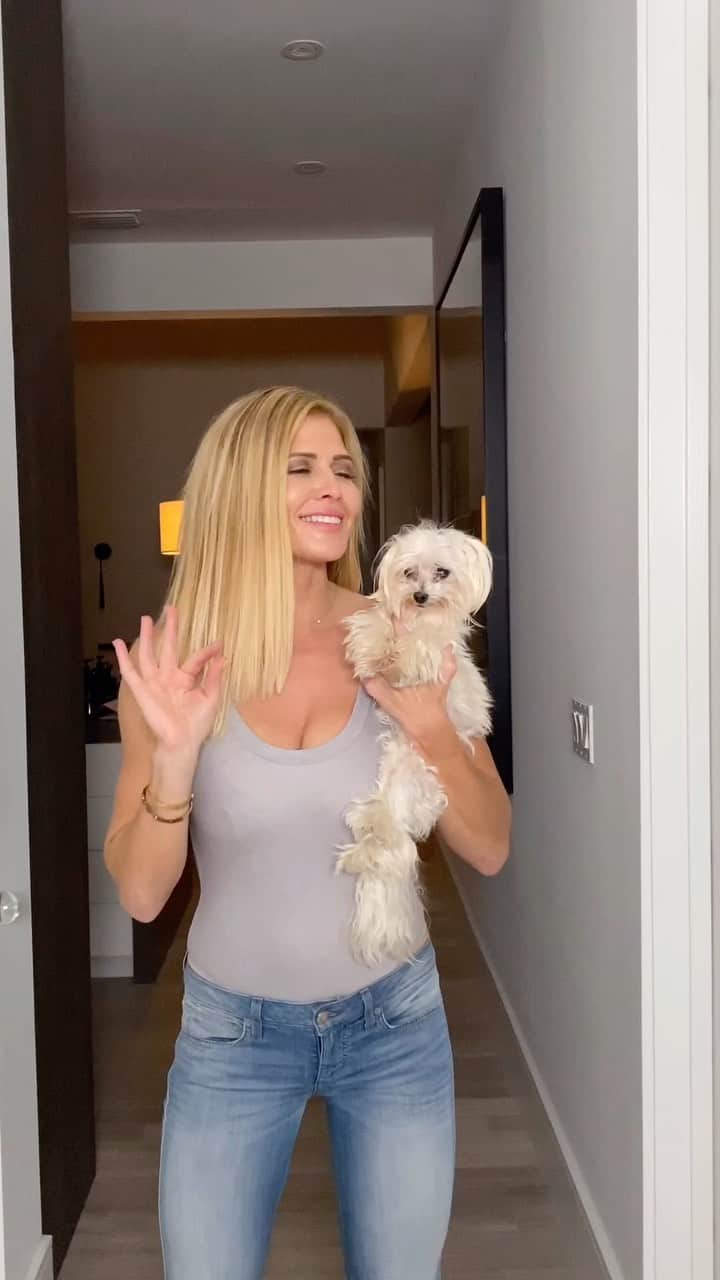 トリー・ウィルソンのインスタグラム：「I’m talking tips that may lead to the wifey of your dreams chasing ya down. . And just cuz I love you so dang much..get 25% OFF when you enter my name at checkout. . That code would be: TORRIE . @blackwoodformen」