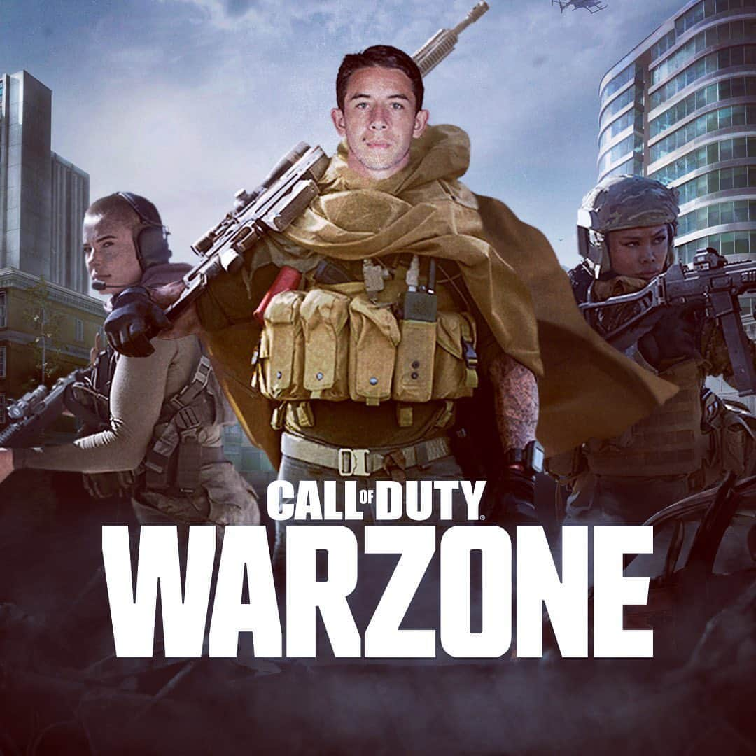 マクシミリアーノ・ロペスのインスタグラム：「Qui joue déjà à #Warzone ? J’arrive dans quelques minutes😀 ! #FreeCallofDuty」