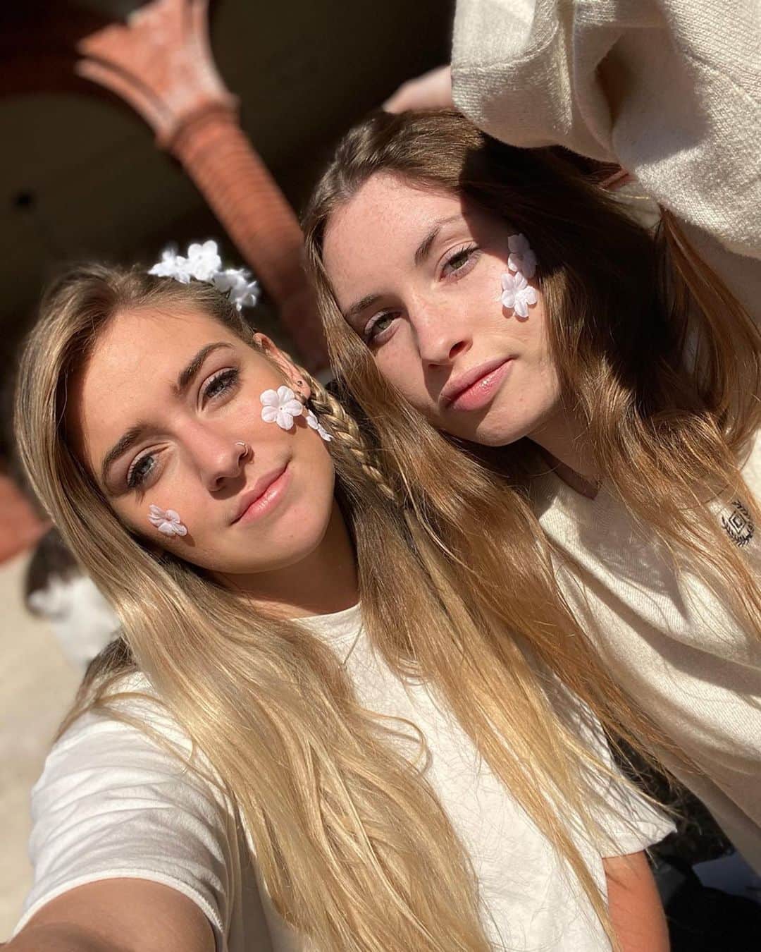レイチェル・パーソンズのインスタグラム：「My friends are so freakin pretty」