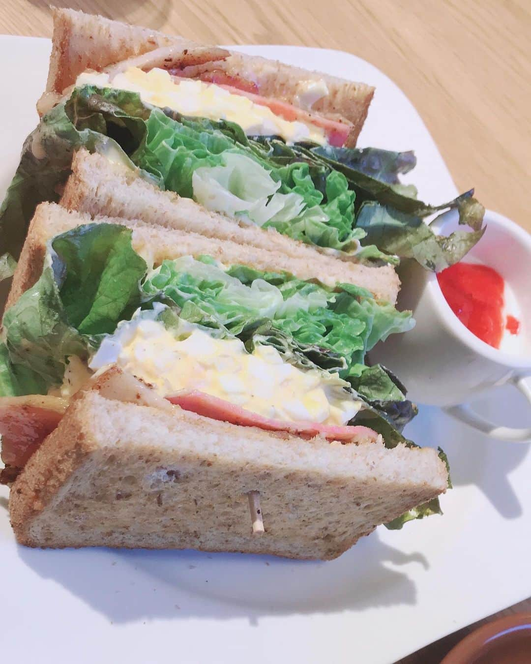 榎本遥菜さんのインスタグラム写真 - (榎本遥菜Instagram)「朝の朝食🥞(*^ω^*) #朝食#美味しそう#ボリューミー #f4f」3月11日 8時42分 - enomoto_haruna