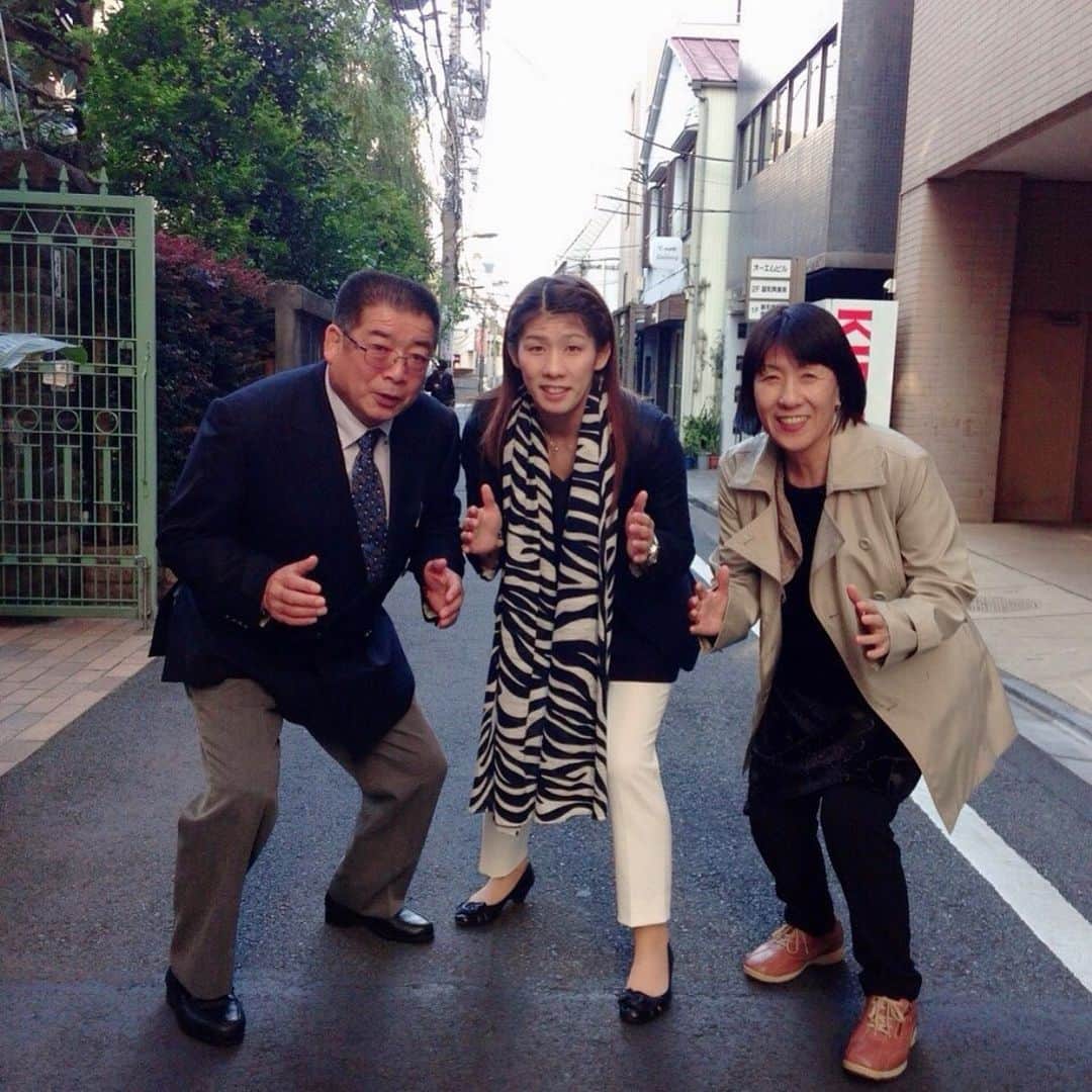 吉田沙保里さんのインスタグラム写真 - (吉田沙保里Instagram)「‪東日本大震災の発生から今日で９年を迎えます。そして私の父の命日でもあり、先日7回忌の法要を無事に済ませる事ができました。‬ ‪今も色々と大変な時期ですが、みなさん前向きに頑張って行きましょうね😊💪‬ #311 #父の7回忌」3月11日 8時51分 - saori___yoshida
