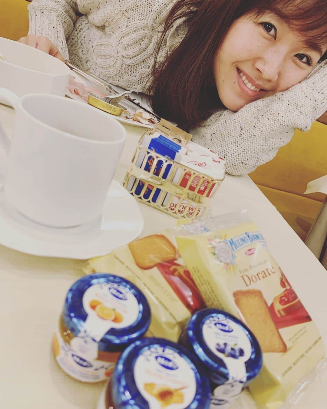 加藤響子さんのインスタグラム写真 - (加藤響子Instagram)「おはようございます🍞 ひさしぶりの休日。 のんびり朝食をするのが幸せです☕️ #朝食」3月11日 9時19分 - katokyooooooooo