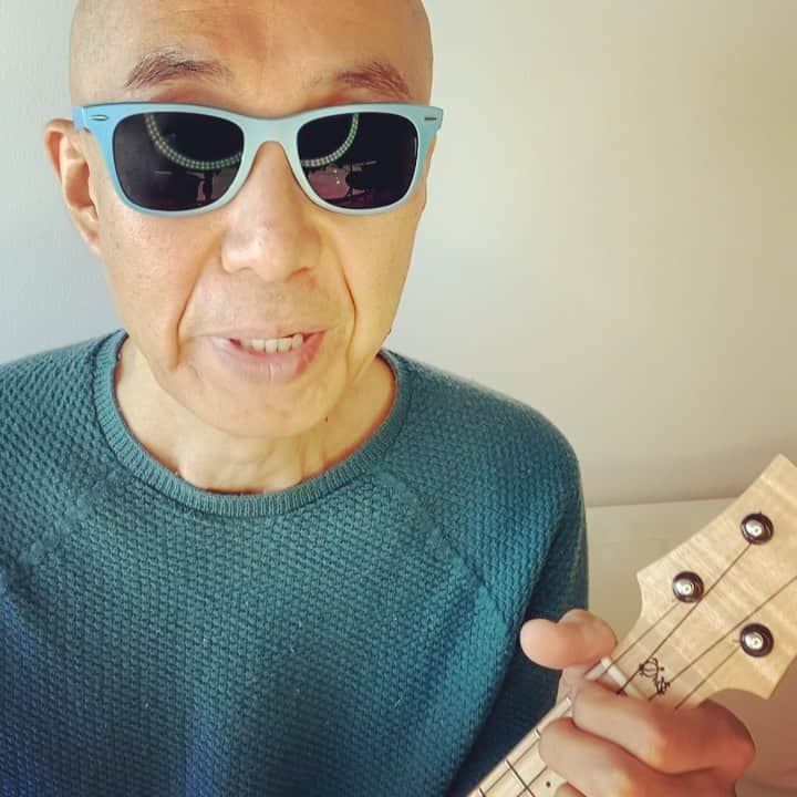 サンプラザ中野くんのインスタグラム：「#vegetarian #runner #sunplazanakanokun #japanese #rockvocalist #ukulele #plantbased #rock #singer #ランナー #替え歌 #bakufuslump #bakufuslumpの人 #vegan」