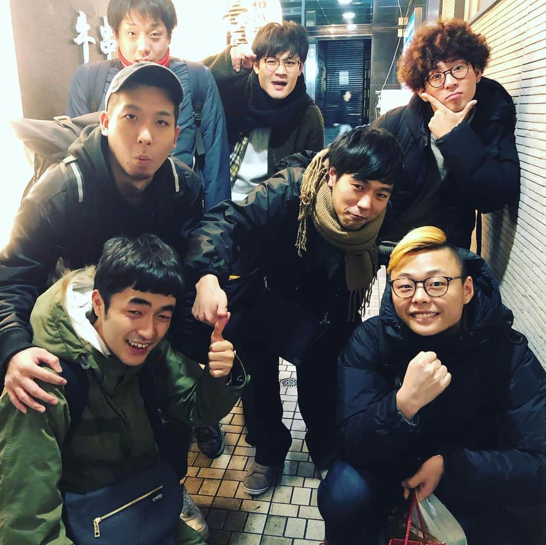 のインスタグラム：「最近をザッと振り返ろう！ 戦士だものして、トリオを止めるなして、メガネ集まりして翔サンデーして実家でトラクターのってキャツミクエストしてワンボックスしてプー太郎に会いました #戦士だもの #ワンボックス #トリオを止めるな #キャツミクエスト」