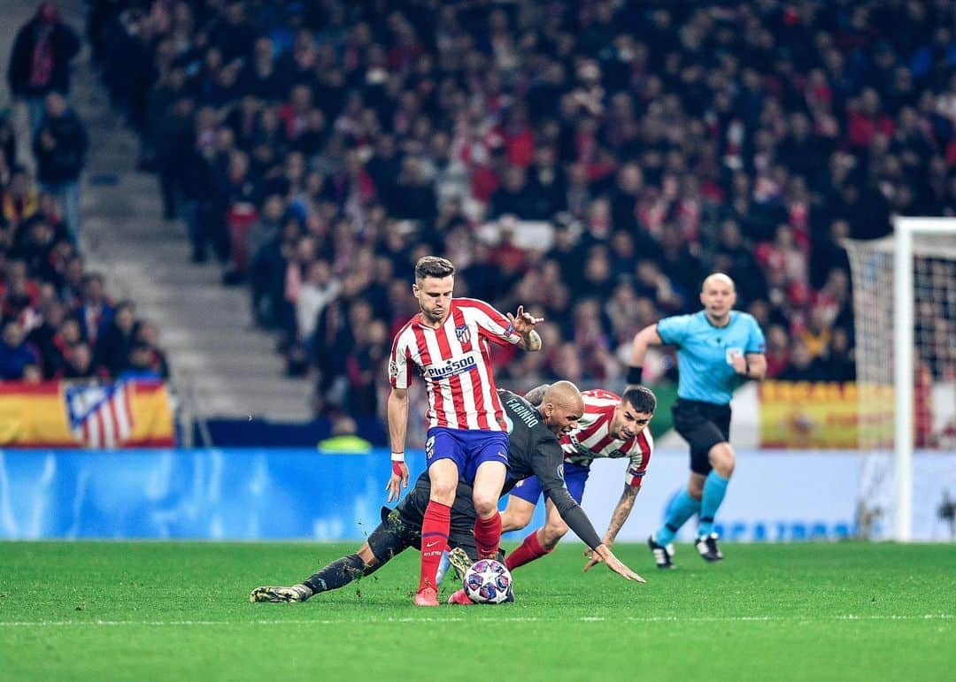 サウル・ニゲスさんのインスタグラム写真 - (サウル・ニゲスInstagram)「Esta noche, a por todas. ¡Vamos! 💪🏽 #AupaAtleti 🔴⚪️ #UCL」3月11日 20時31分 - saulniguez