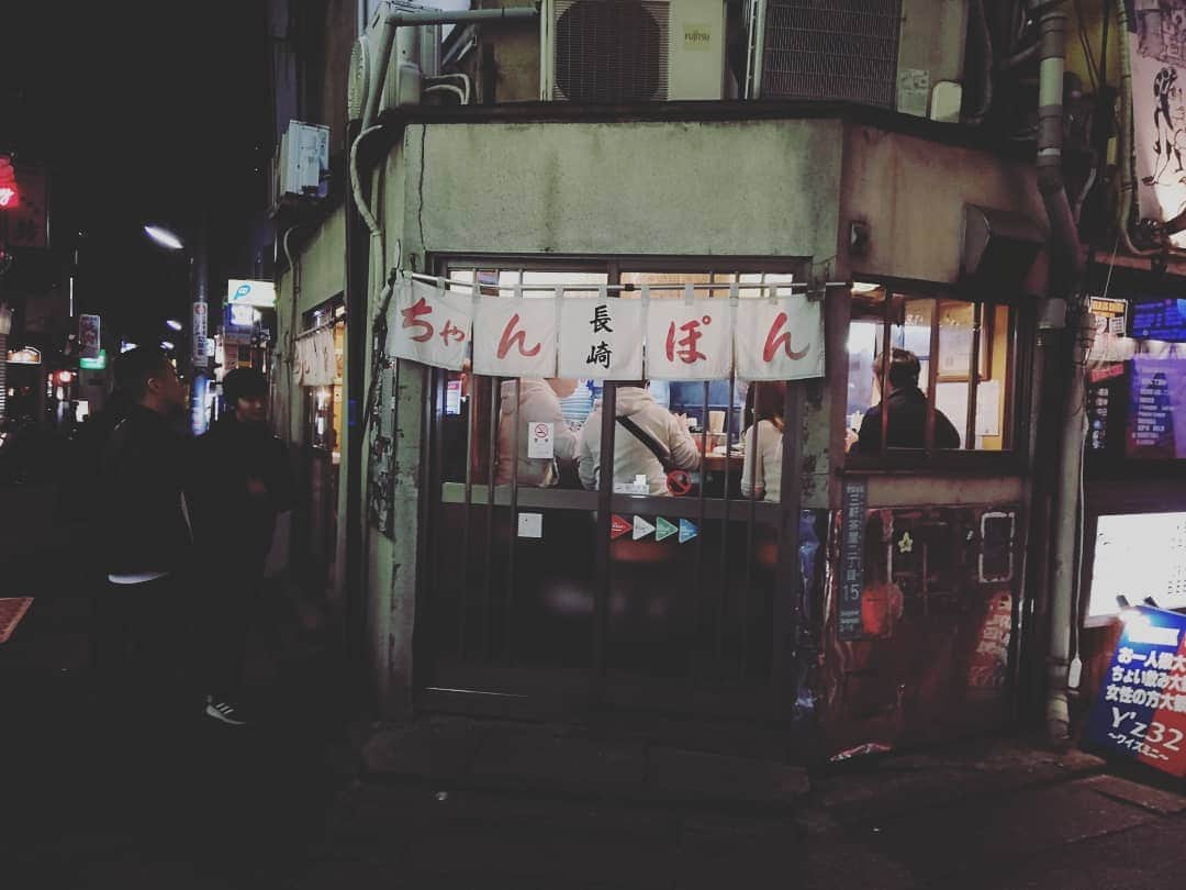 Jぺい（ウルトラ寿司ふぁいやー）さんのインスタグラム写真 - (Jぺい（ウルトラ寿司ふぁいやー）Instagram)「気になってたお店。」3月11日 20時32分 - jumpeix_uni