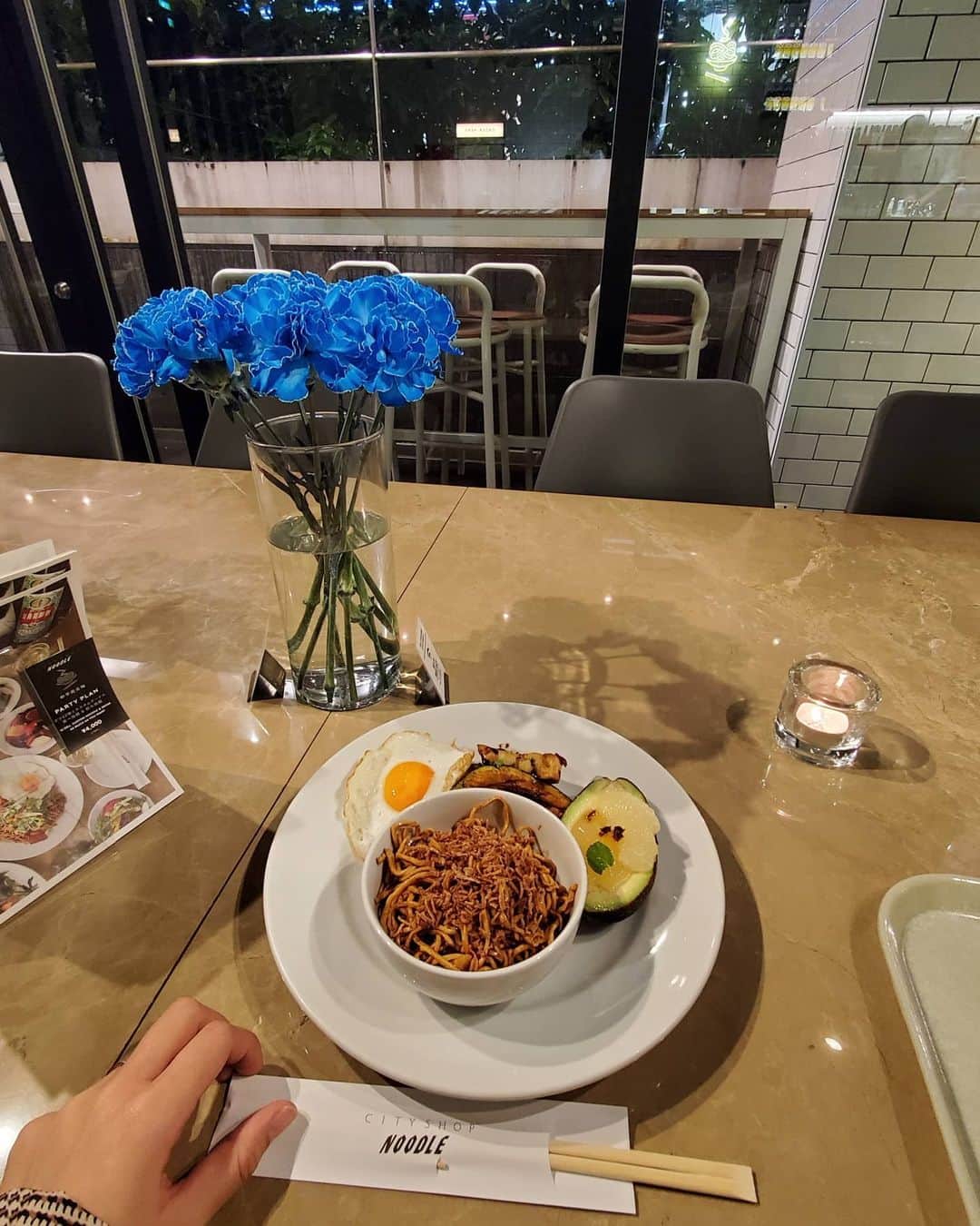 小谷津友里のグルメインスタ