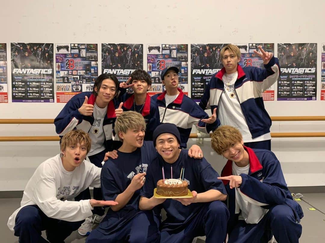 のインスタグラム：「Happy Birthday🎂  #LEIYAくん #24 #happybirthday #ストーリーとは違う写真」