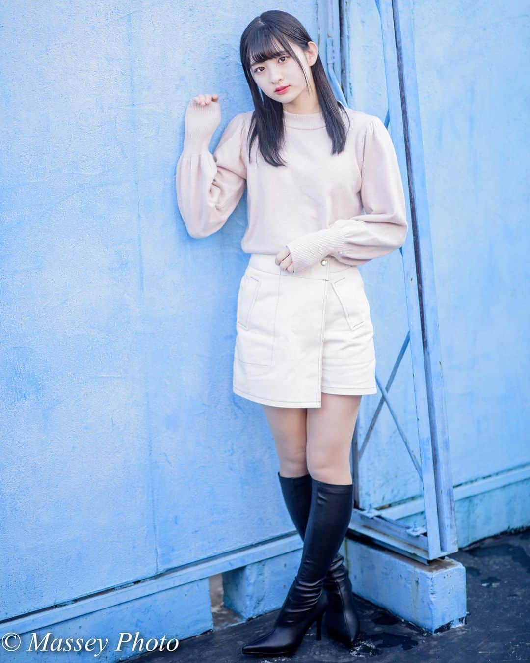 のインスタグラム：「. . . . 「Studio Debbie's」で撮った写真です。 モデルは、西野ゆうかちゃんです。 It is a picture taken in the studio “Studio Debbie's”. Her name is Yuka Nishino. . . #ポートレート #ポートレート女子 #ポートレートモデル #ポートレート撮影 #ポートレート部 #ポートレイト #ポトレ #被写体 #モデル #被写体モデル #写真部 #東京カメラ部 #サロンモデル #美脚 #撮影会モデル #撮影会の女神さま #portrait #excellent_portraits #girlsphoto #cute #kawaii #lovers_nippon_portrait #portrait_perfection #portraitphotography #japanesegirl #japanesemodel #model #tokyogirl #모델촬영 #인물사진」