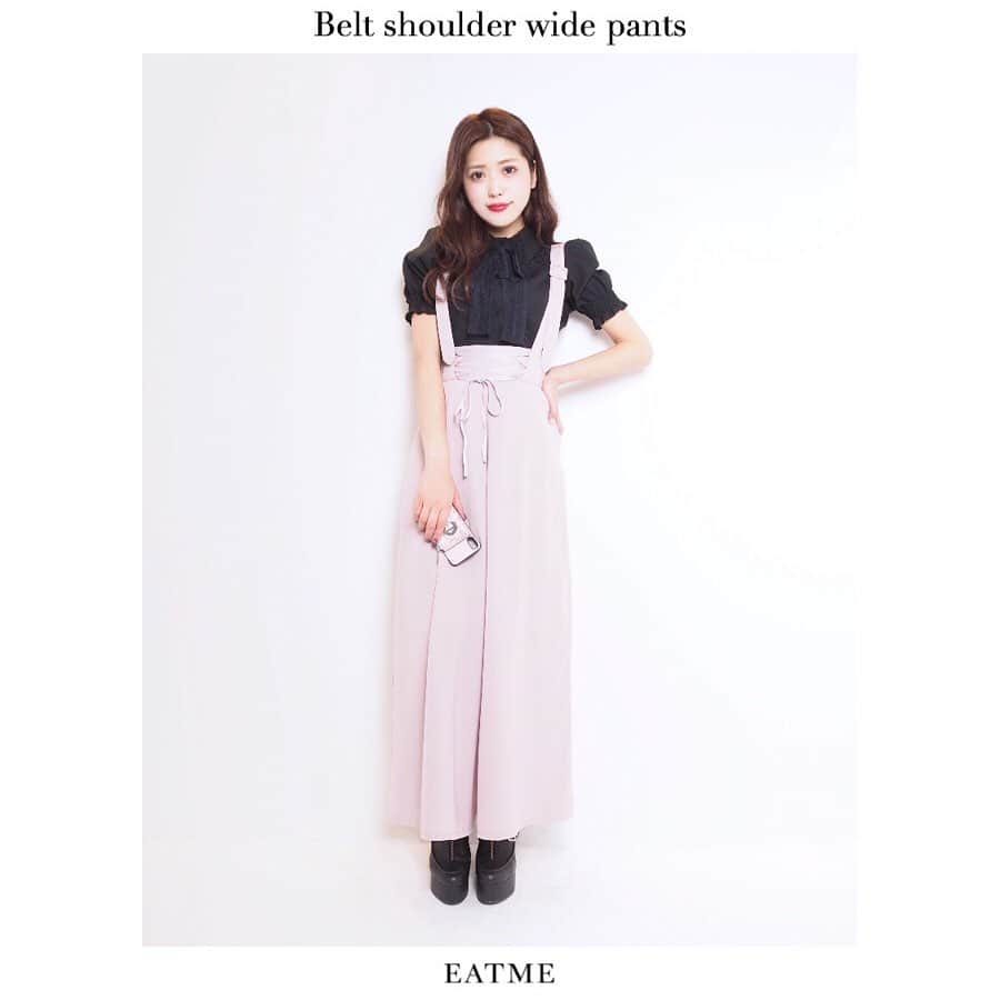 EATMEさんのインスタグラム写真 - (EATMEInstagram)「3.11 update... #EATME #MARCH #NEW #ITEM #COLOR #VARIATION #🎨 パンツ➡︎3.13発売予定 . TOP画面のURLからEATME WEB  STOREをCHECK💁🏻‍♀️ @eatme_japan . ベルトショルダーワイドパンツ（ #PANTS ） ¥12,000（＋tax） COLOR🎨:MIX.BLK.PNK SIZE📐:S.M . #EATME_CODE #eatmejapan #イートミー」3月11日 18時16分 - eatme_japan