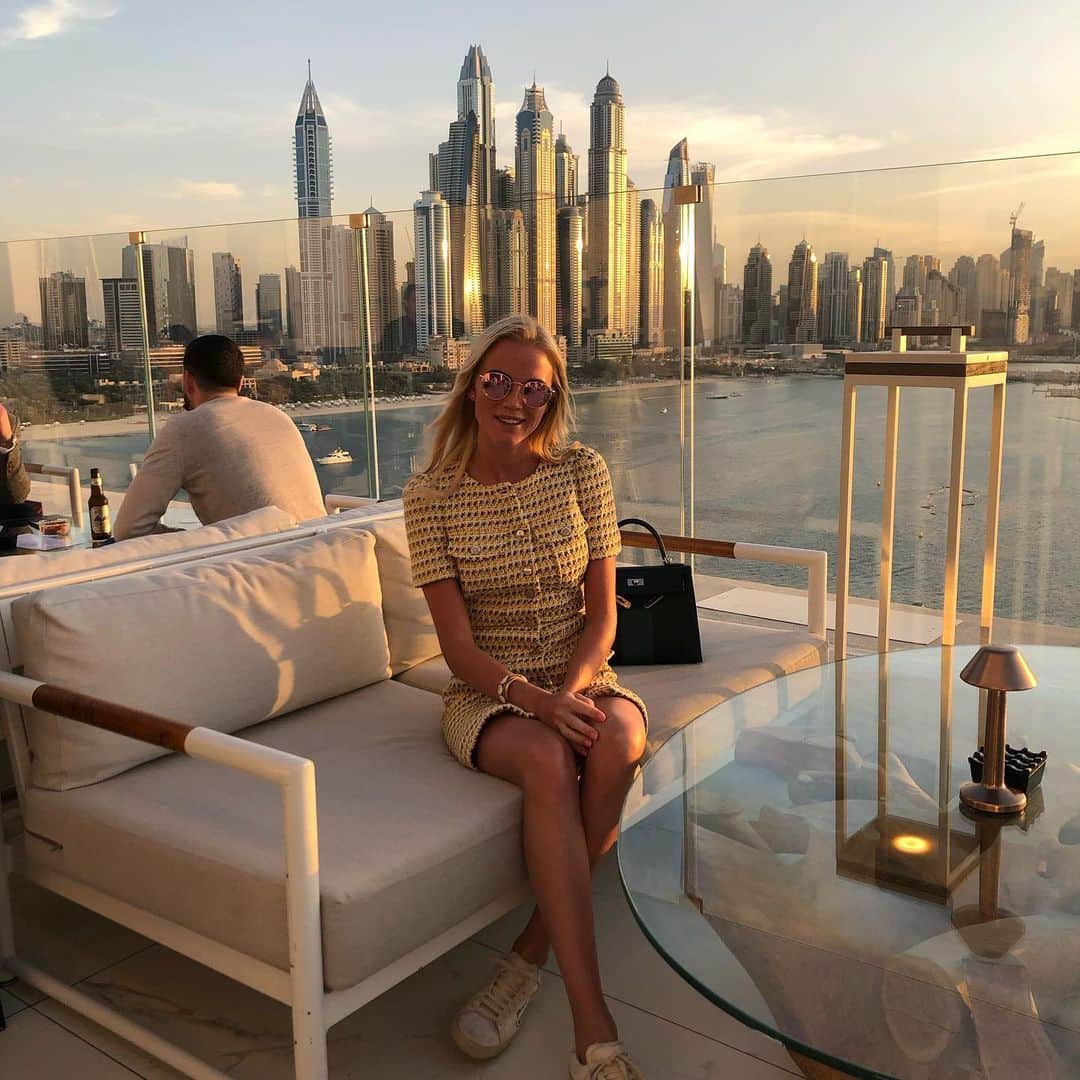 オスカル・ヒリェマルクのインスタグラム：「A big Happy birthday to my favorite! 🎉 Keep being the fantastic person you are  and always remember how amazing you are in so many ways. 👸🏼❤️」