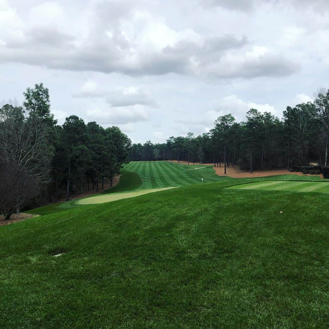 レクシー・トンプソンさんのインスタグラム写真 - (レクシー・トンプソンInstagram)「Had an amazing time at Sage Valley , got to play there for the first time and be there for the big announcement of girls being added to the field next year for the @juniorinvitational ! So happy to be a part of it. :)」3月12日 5時46分 - lexi