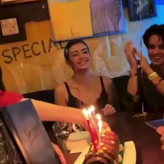 コナー・ボールのインスタグラム：「I wanna bring this video back because they both just look so happy 💓🥺 and this makes me so happy too」