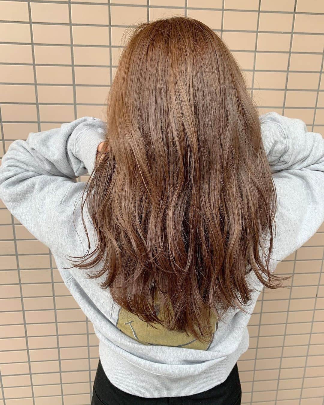 田尻恭香さんのインスタグラム写真 - (田尻恭香Instagram)「この短い髪の毛も サヨナラバイバイまつエクも やっと慣れてきた~~🧏🏻‍♀️ ♡  いつもありがとうございます🥰🌿 💇🏻‍♀️ @abenobu さん(@knot.hair )」3月11日 23時05分 - kyoka828