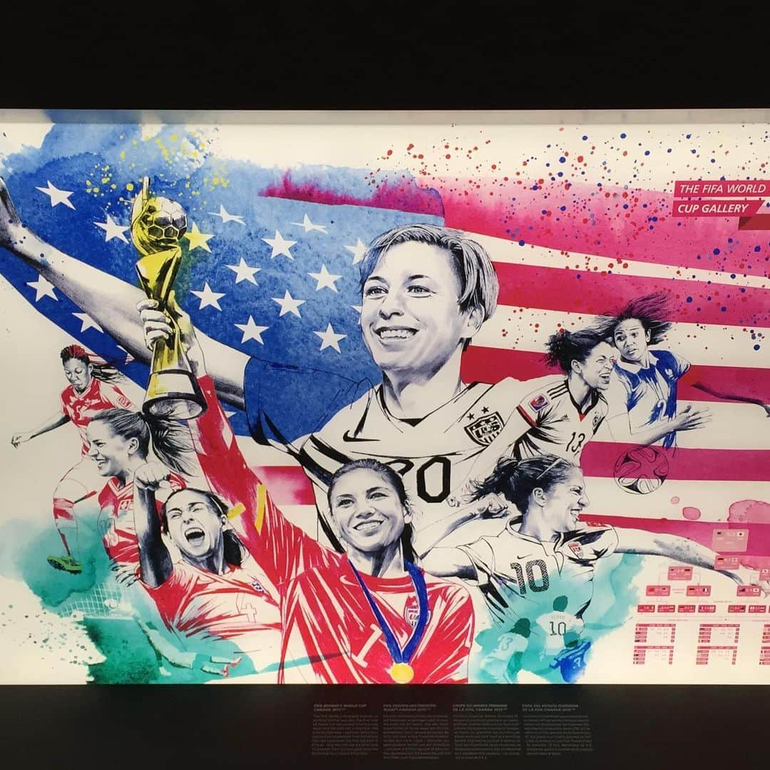 ホープ・ソロのインスタグラム：「One of my all time favorite pieces 🏆 ⚽️ 🇺🇸 #USWNT #worldcup」