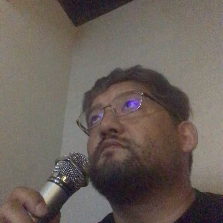 石川修司のインスタグラム：「サムライTVバトルメンに出演してきました。早目に近くに到着して歌の練習をしたんですが。。。。」
