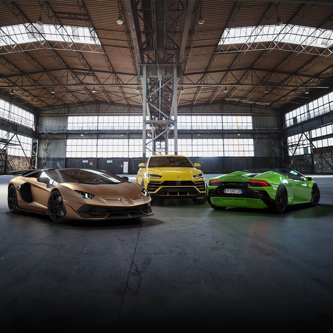 のインスタグラム：「Go visit lamborghini.com right now!  Our revamped website has it all - the roar of an engine that will leave you wanting more, a 3D rendering of our Super Sports Cars that bring them to life on your screen, a Car Configurator that lets you create your vision and make you feel even more connected to us.  #Lamborghini」