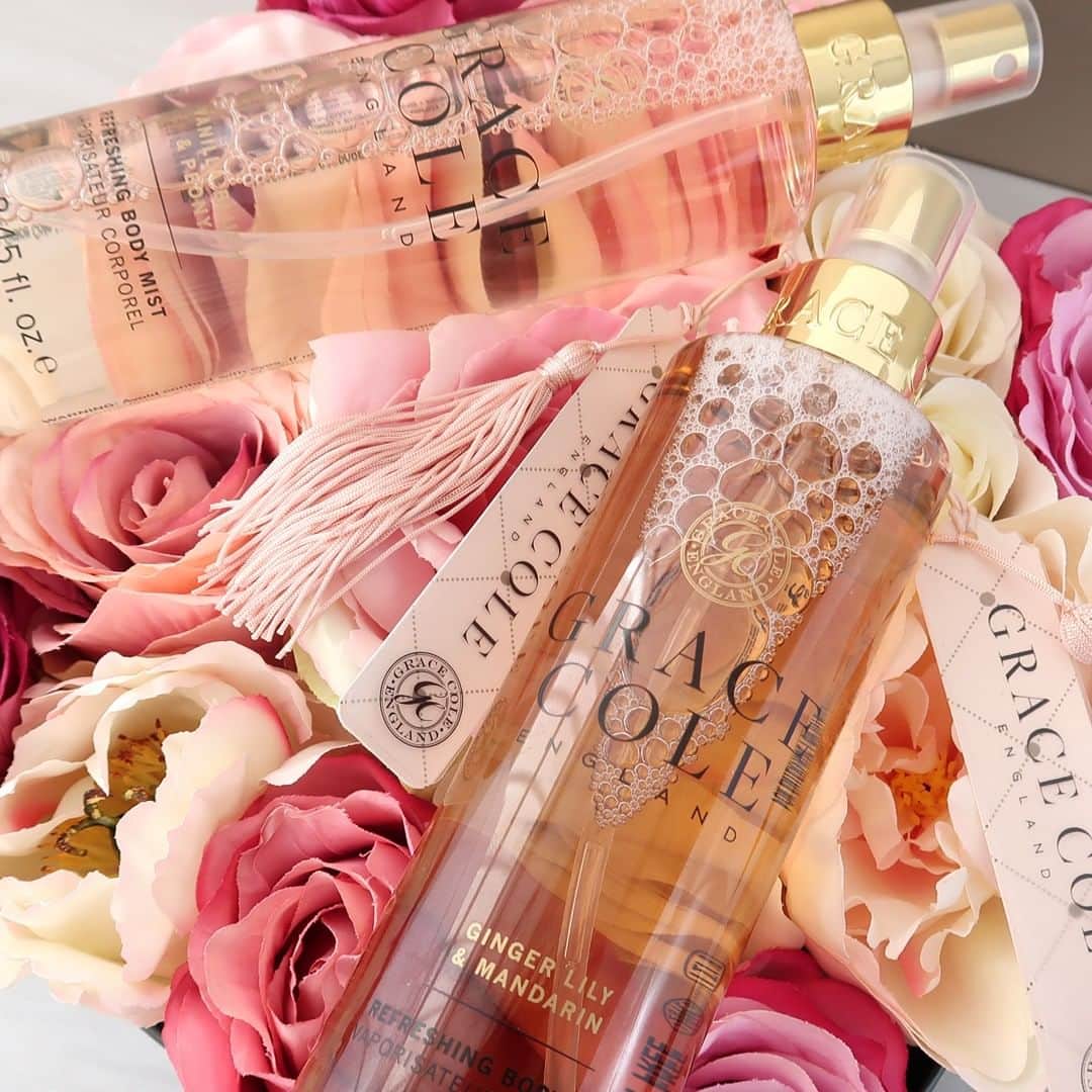 Grace Coleさんのインスタグラム写真 - (Grace ColeInstagram)「As beautiful as a freshly picked bouquet of flowers, our Refreshing Body Mist is pure joy to use as well as being a luxurious addition to your daily beauty regime.  Our refreshing body mists are available in 250ml and 100ml travel size, perfect for handbags, holidays and especially for Mother's Day! http://bit.ly/339AsXh  #veryuk are offering a 10% discount on selected Grace Cole products http://bit.ly/2xoo8qy  #bodymist #victoriasecret #perfume #victoriassecret #fragrance #parfum #fragrancemist #skincare #gracecole #mothersday #love #mothersdaygift #mother #happymothersday #family #gift #motherhood #mothers」3月12日 4時40分 - gracecoleltd