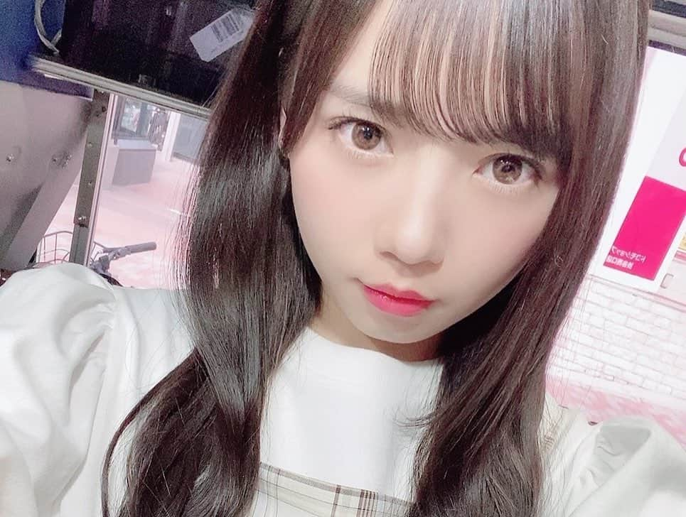 齊藤京子さんのインスタグラム写真 - (齊藤京子Instagram)「. 2020.3.12 blog～  #9869 .  #日向坂46 #けやき坂46 #齊藤京子#加藤史帆#佐々木美玲#佐々木久美#高本彩花#東村芽依#潮紗理菜#井口眞緒#柿崎芽実#高瀬愛奈#影山優佳#渡邉美穂#小坂菜緒#松田好花#富田鈴花#河田陽菜#濱岸ひより#金村美玖#丹生明里#宮田愛萌#上村ひなの  #きょんこ#ラーメン大好き齊藤京子です」3月12日 15時11分 - kyoko.saito46