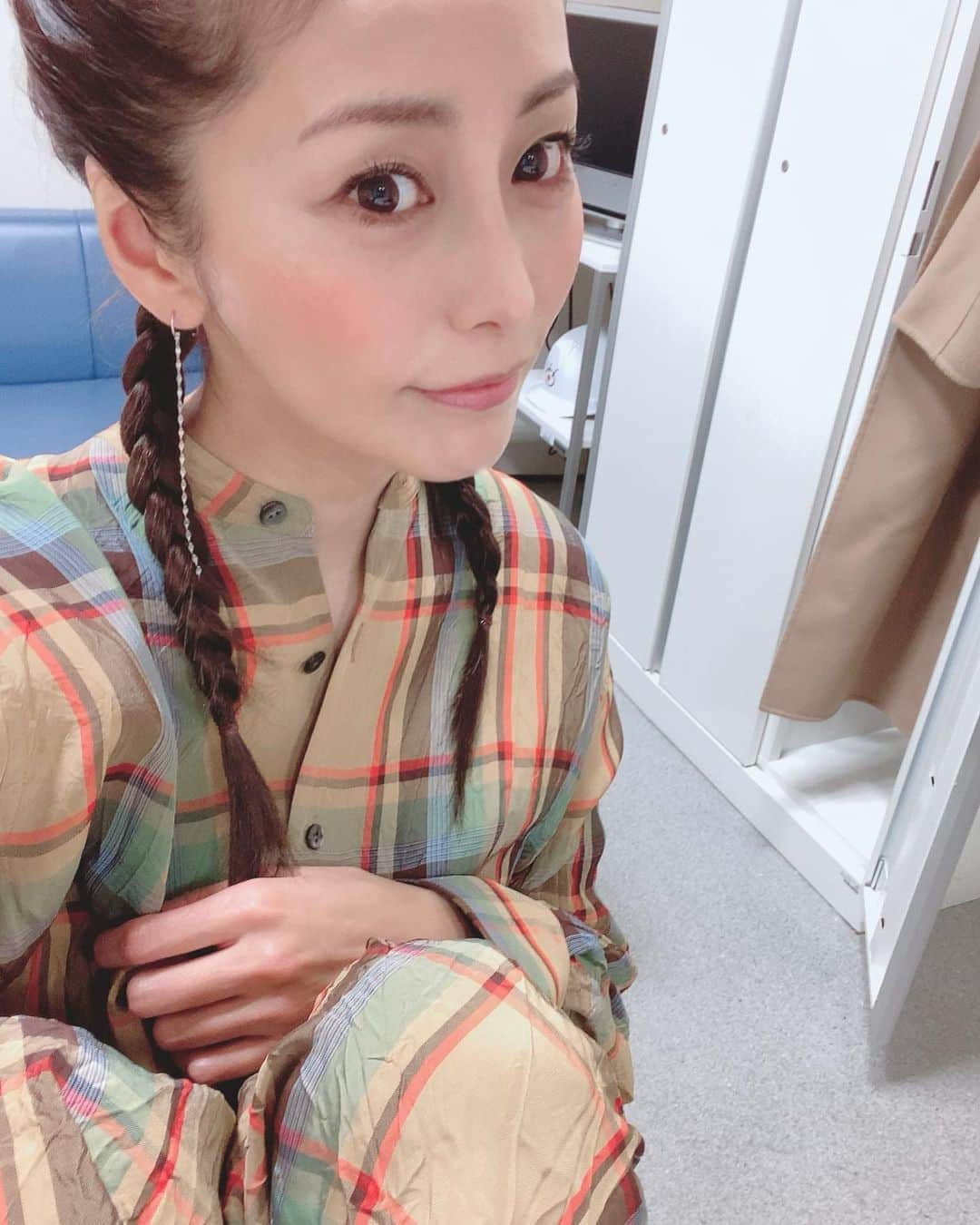 熊切あさ美さんのインスタグラム写真 - (熊切あさ美Instagram)「毎日に感謝しなきゃ☺️ 今があることに #感謝　#ありがとう　#happy  #instagood  #編み込み　#熊切あさ美」3月12日 7時35分 - asami_kumakiri