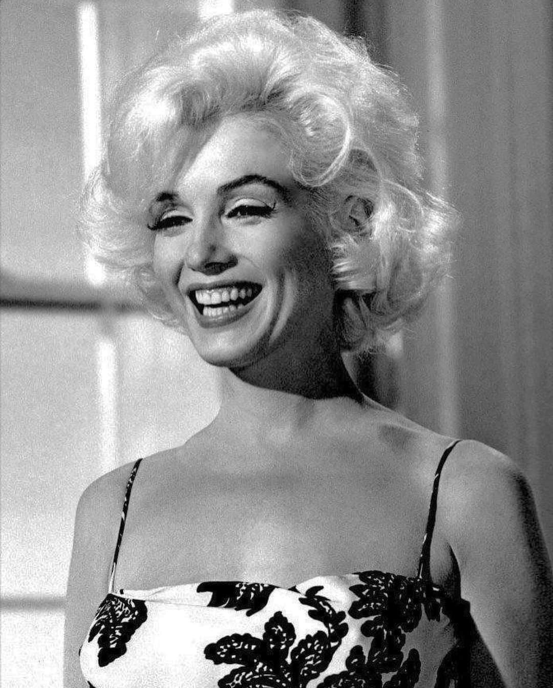 マリリン・モンローさんのインスタグラム写真 - (マリリン・モンローInstagram)「Marilyn during the unfinished film “Something’s Got to Give” in 1962. This was her last role.」3月12日 7時41分 - welovemarilyn