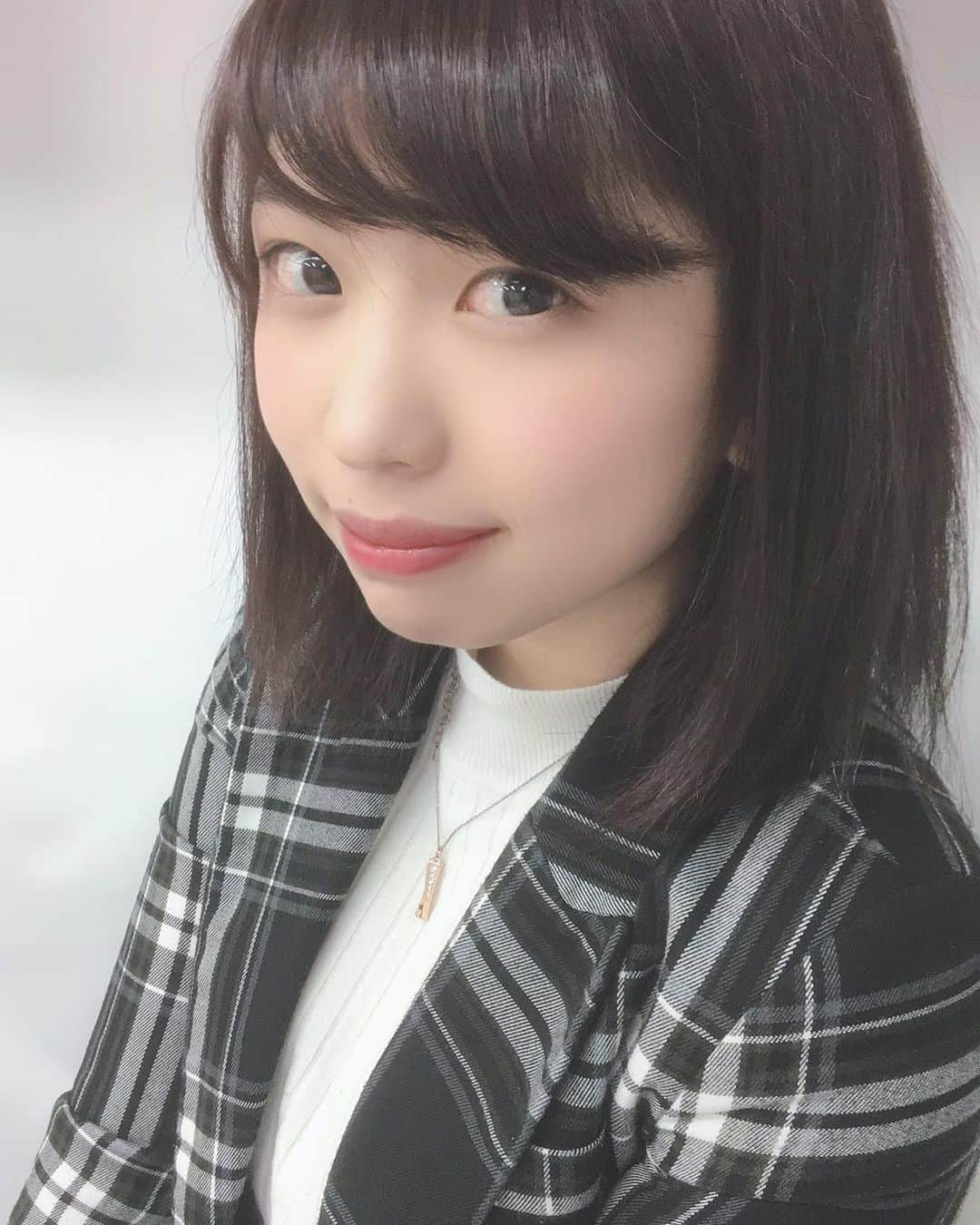 高杉麻里のインスタグラム：「大切なご報告です。  短い間でしたが、AV女優の高杉麻里を応援してくださってありがとうございました！  これからはただの高杉麻里になるけど応援してね😊」