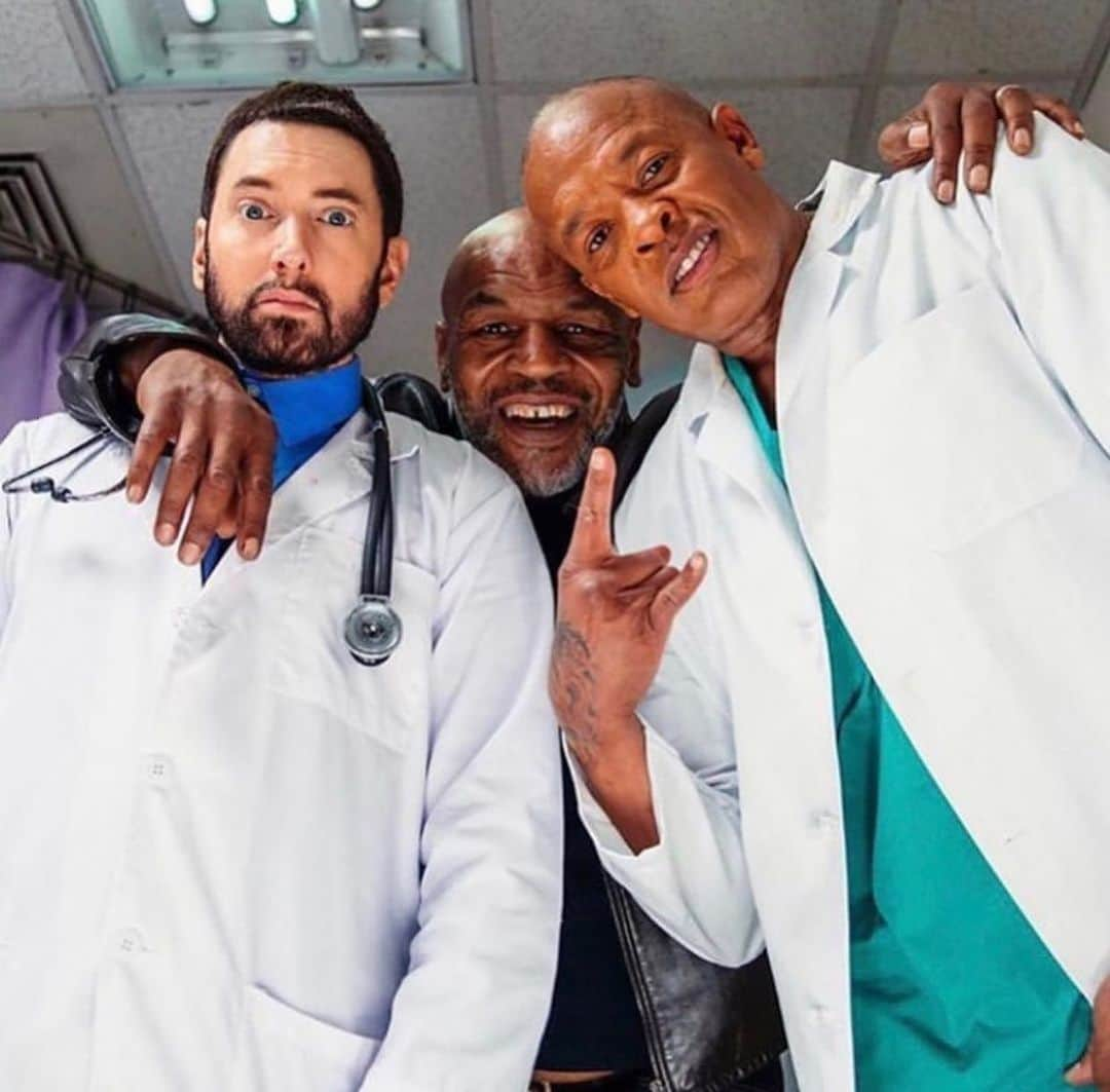 ドナルド・フェイソンさんのインスタグラム写真 - (ドナルド・フェイソンInstagram)「Want to feel old? This is what JD, Turk and Hooch look like now. #scrubs」3月12日 8時41分 - donald_aison