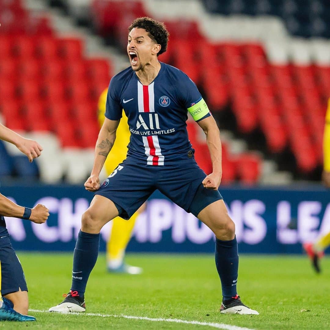 マルコス・アオアス・コレアのインスタグラム：「On est en quarts! Une soirée incroyable 🔥 #IciCestParis 🔴🔵」