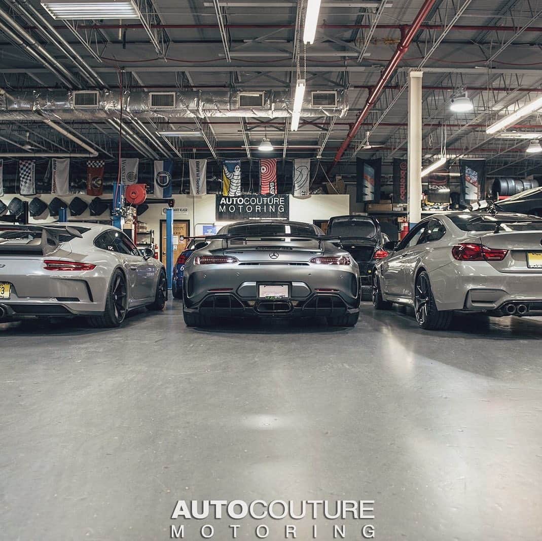 CARLiFESTYLEさんのインスタグラム写真 - (CARLiFESTYLEInstagram)「Which one would you track? @autocouture 🏁 #carlifestyle」3月12日 10時16分 - carlifestyle
