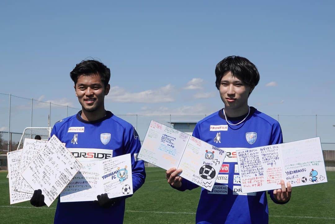 横浜FCさんのインスタグラム写真 - (横浜FCInstagram)「- 1次キャンプを行った和歌山上富田の子ども達から応援メッセージが届きました。 Jリーグ再開に向けて、大きなパワーを貰いました！ みんなありがとう！ - #YOKOHAMAFC #横浜FC #RECORDTHEBLUE #和歌山上富田 #応援メッセージ」3月12日 10時19分 - yokohamafc_official