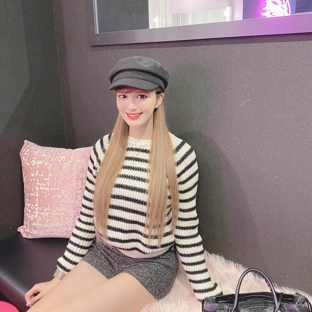 紗蘭さんのインスタグラム写真 - (紗蘭Instagram)「先日、ヴィクトリアセルフエステに行ってきたよ🐰💕💕💕 キャビテーション、ラジオ波、吸引があるマシンを使って自分でセルフエステができるよ💛 1台でBODYとFACEができるオリジナルマシン『iContour』もあるよ✨ 帰りに酵素もらったんだけど、しっかり飲んで体スッキリ🥰 私の名前出すと今なら無料で体験＆お水がもらえるよ💛✨ #victoriaselfeste #victoria #ヴィクトリアセルフエステ #セルフエステ #エステ通い放題 Thank you @victoria_selfeste ❣️」3月12日 12時25分 - saracchidayo