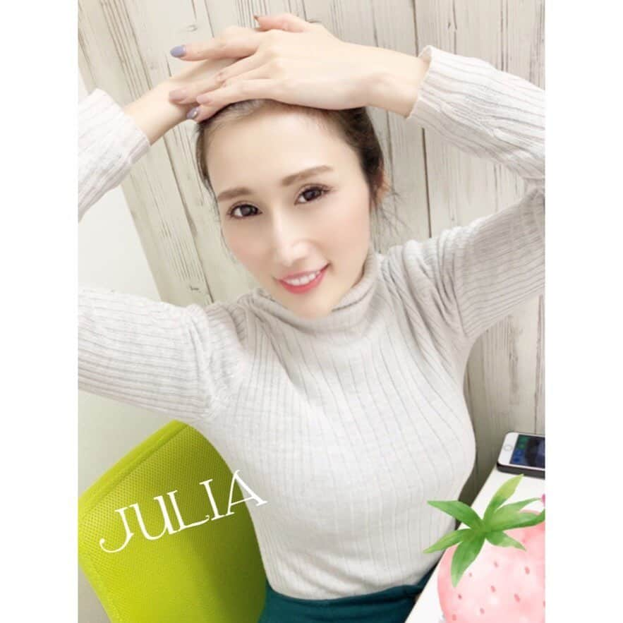 C-more ENTERTAINMENT【スタッフ】のインスタグラム：「#春すまいる ﻿ ﻿ 美人しか似合わない﻿ フルアップもきまる﻿ ﻿ さすが #JULIA ちゃんです⤴︎︎⤴︎︎﻿ ﻿ ﻿ #女子がいきいきできる職場 #AV女優求人 #AV女優募集 #AV女優 #モデル募集 #セクシーモデル #セクシータレント #AVプロダクション #cmore_ent﻿」