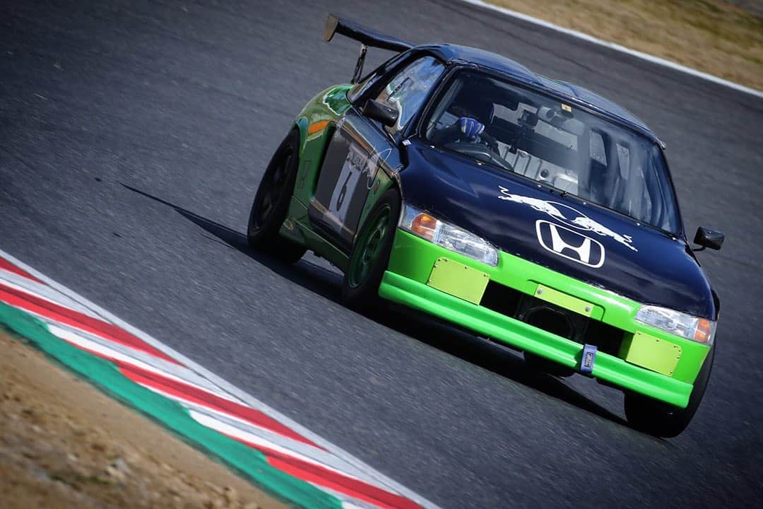 のインスタグラム：「_ My Honda PP1 BEAT at Suzuka International Circuit "HONDA VTEC ONE MAKE RACE" _ Shot on Feb-27 2020 "HONDA VTEC ONE MAKE RACE 2020 Rd.1 ( organized by @zerofighterautocustom )" at Suzuka International Circuit _ owner: @mistbahn photo: @hecticphotolife (Thanks!!!) _ _ JP) 2020年2月27日 鈴鹿フルコース(鈴鹿サーキット国際レーシングコース)、ゼロファイターさん( @zerofighterautocustom )主催「HONDA VTEC ONE MAKE RACE 2020 Rd.1」にて撮影。 _ _ #hondavteconemakerace #zerofighterautocustom #suzukacircuit #suzukainternationalcircuit #鈴鹿サーキット #hondabeat #hondabeatpp1 #pp1beat #ホンダビート #pp1 #beatpp1 #e07a #mtrec #trackcar #trackspec #trackaddict #hondasontrack #timeattack #timeattackjapan #kcar #keicar #軽自動車 #aslan #アスラン #aslan_inc_japan #skybeat #redbullhonda #poweredbyhonda #voltexracing #s660」