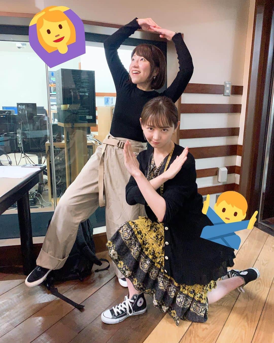 関取花のインスタグラム：「今週もTokyo FM #ねるまえのまえ ありがとうございました🌝📻 月曜日は、月・火パーソナリティのおのちゃんと二人放送👭 水曜日は、Yogee New Wavesからギターのふみぼんをゲストに🏝 そして木曜日はwacciからvo&gt.橋口さんをゲストに迎えての盛りだくさんウィークでした👓🐕 大好きな人たちと大好きなラジオでお喋りできて本当に幸せな一週間でした！みんなありがとう〜〜👧🏻」