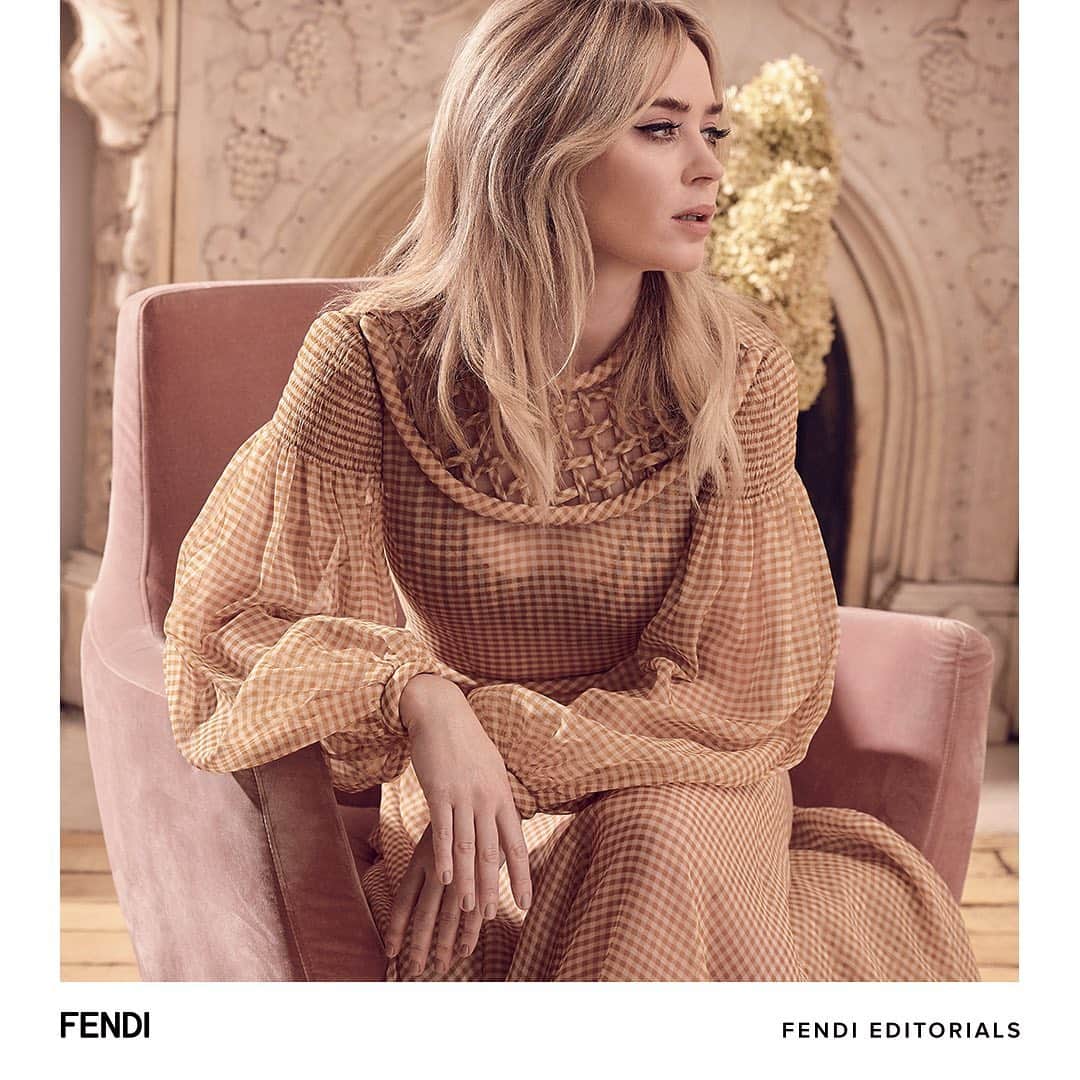 Fendiさんのインスタグラム写真 - (FendiInstagram)「Emily Blunt photographed by @pamela_hanson and styled by @leithclark for the March 2020 issue of @bazaaruk. #FendiSS20 #FendiEditorials」3月13日 1時09分 - fendi