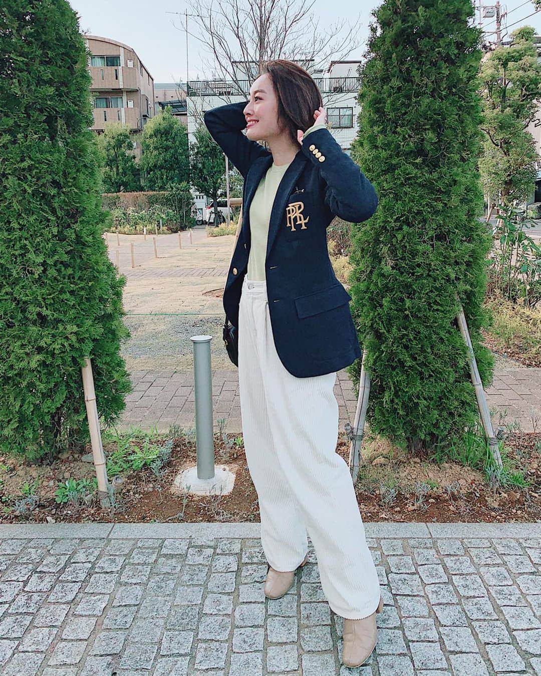 小祝麻里亜さんのインスタグラム写真 - (小祝麻里亜Instagram)「背が高くなくてもバランスが取りやすいから、ジャケット好き💞  jacket. @poloralphlauren  tops. @todayful_  bottoms. @morugi_official  shoes. @lagunamoon_com ． ＿＿＿＿＿＿＿＿ #outfit #coordinate #look #instafashion #셀스타그램 #얼스타그램 #코디 #스타일링 #데일리 #데일리룩 #오오티디  #コーデ #ジャケットコーデ #着回しコーデ #着回しリレー」3月12日 17時05分 - maria_koiwai