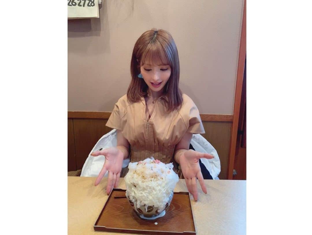 のインスタグラム：「中野新橋にある「氷舎mamatoko」さん🍧﻿ ﻿ ・桜みるくとレアチーズ﻿ ・ほ﻿ ・白みそメープルみるくあずき﻿ ・ヘーゼルナッツみるくチョコ﻿ ﻿ 白味噌だったりお醤油を使った和なシロップがどれも濃厚で美味しかったです😋﻿ ちなみに「ほ」とはホワイトデー氷の事だそうでみたらし餡のらようで可愛いゼリーの乗った贅沢氷でした💝  #氷舎mamatoko #中野新橋　#かき氷」