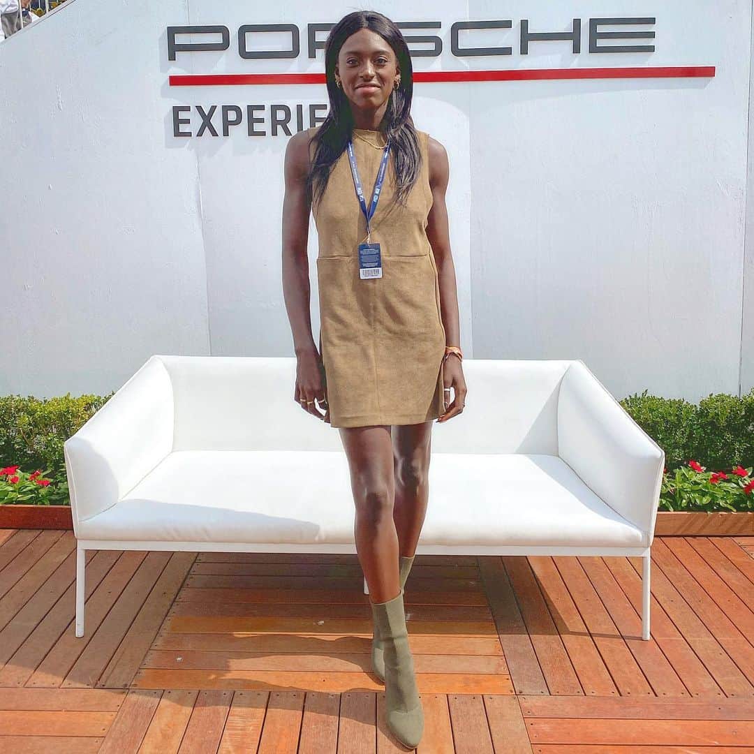 NANA OWUSU-AFRIYIEのインスタグラム：「I don’t even have my license 🏎」