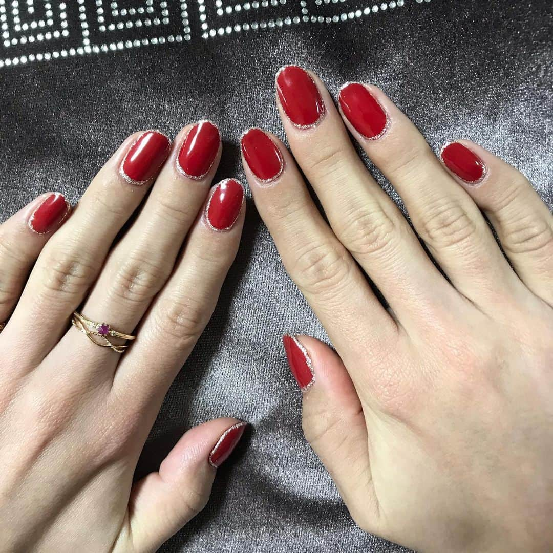 藤井瑞希さんのインスタグラム写真 - (藤井瑞希Instagram)「・ ・ ひょいっと💓 ・ ・ にゅー。 ・ ・ #newnail」3月12日 19時33分 - bdmntnfujiimizuki