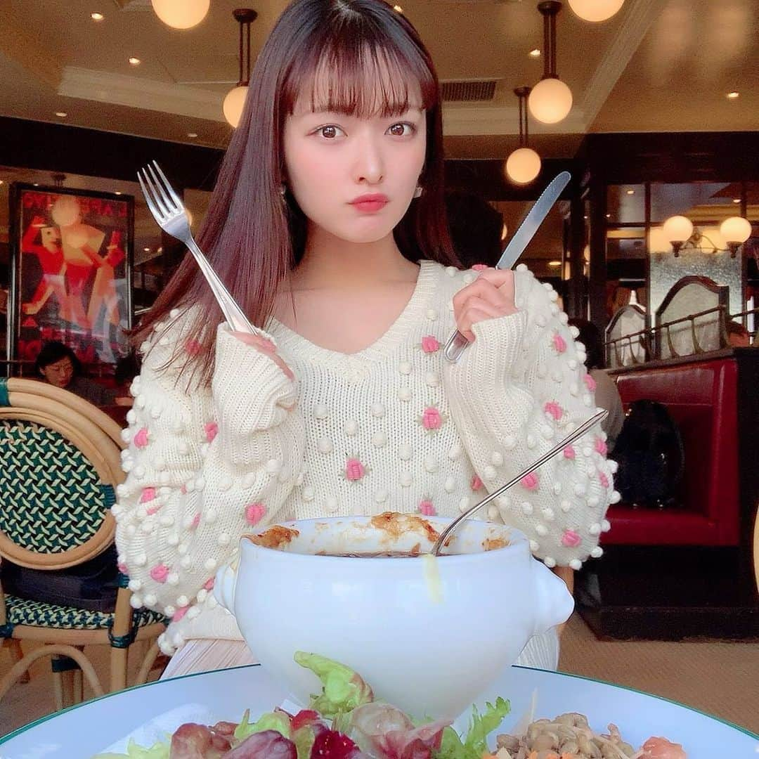 北村真姫さんのインスタグラム写真 - (北村真姫Instagram)「･ ･ ･ オーバカナル銀座😋🍽💓 オニオンスープグラタンが 美味しかったよ♬︎♡ ･ ･ ･ #オーバカナル #オーバカナル銀座 #オニオンスープ #オニオンスープグラタン #銀座 #カフェ #Cafe #銀座Cafe #lunch #ランチ #銀座女子 #ん #そんな言葉あるのか #まきてぃ #北村真姫」3月12日 19時47分 - kitamura__maki